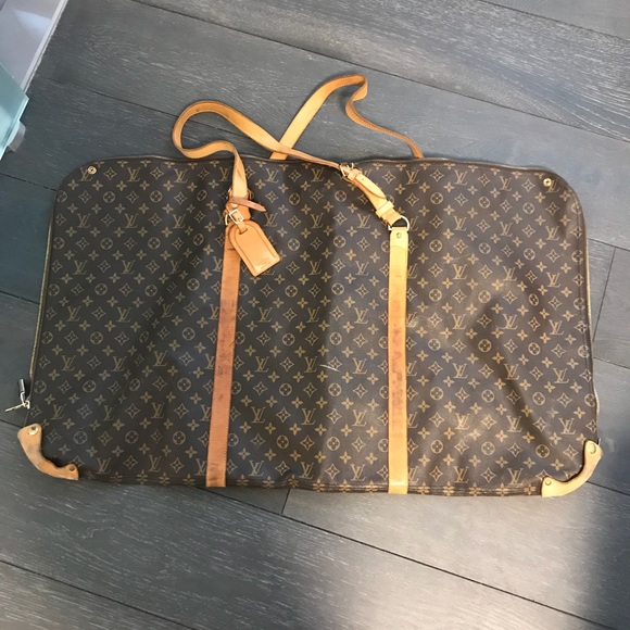Louis Vuitton Handbags - SOLD Authentic Louis Vuitton garment or Portfolio